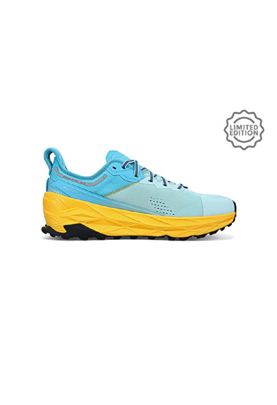 White / Blue Altra Olympus 5 Chamonix Men's Finder | US_N1664